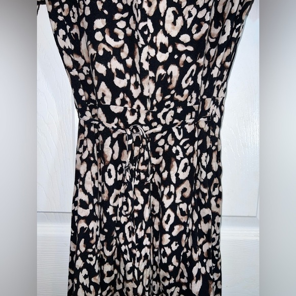 H&M Black & Leopard Print Short Sleeve Wrap Dress Sz S - Picture 9 of 11